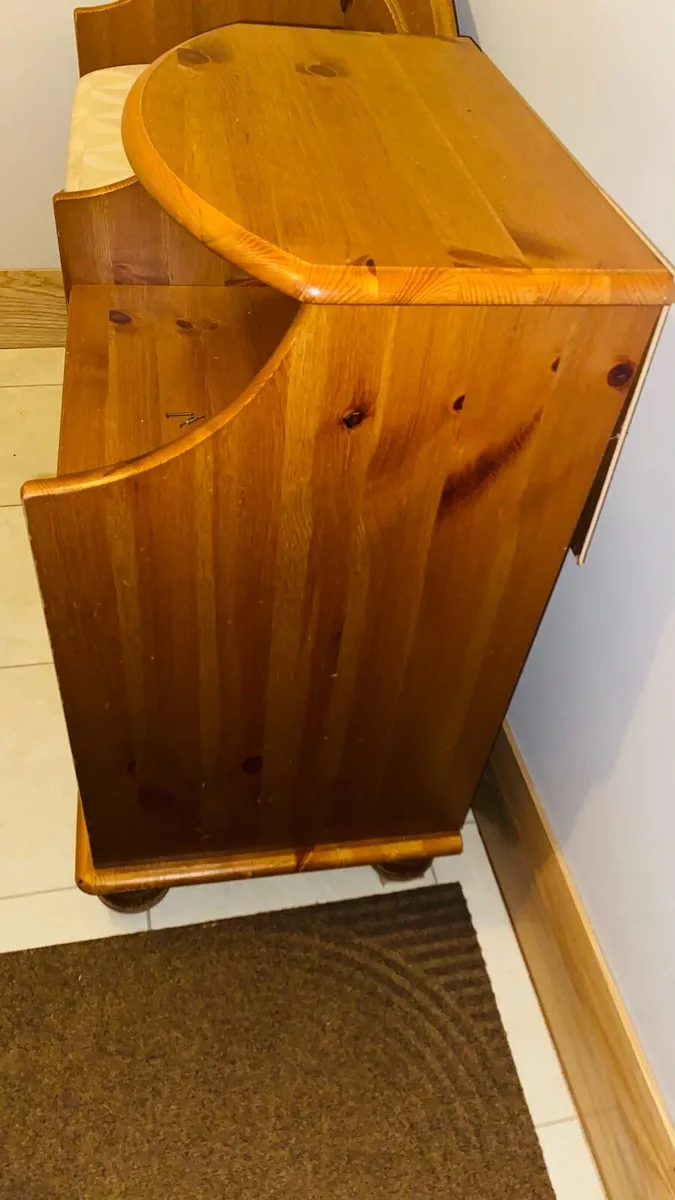 Phone seat - Image 3