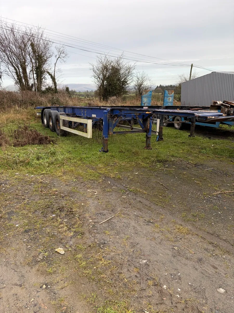 Artic trailers - Image 1