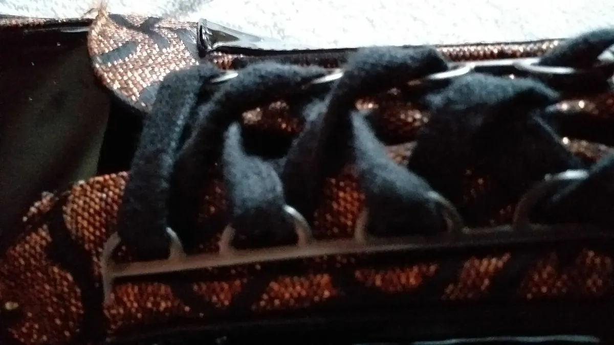 LADIES CALVIN KLEIN SHOES-SIZE 6 - Image 3