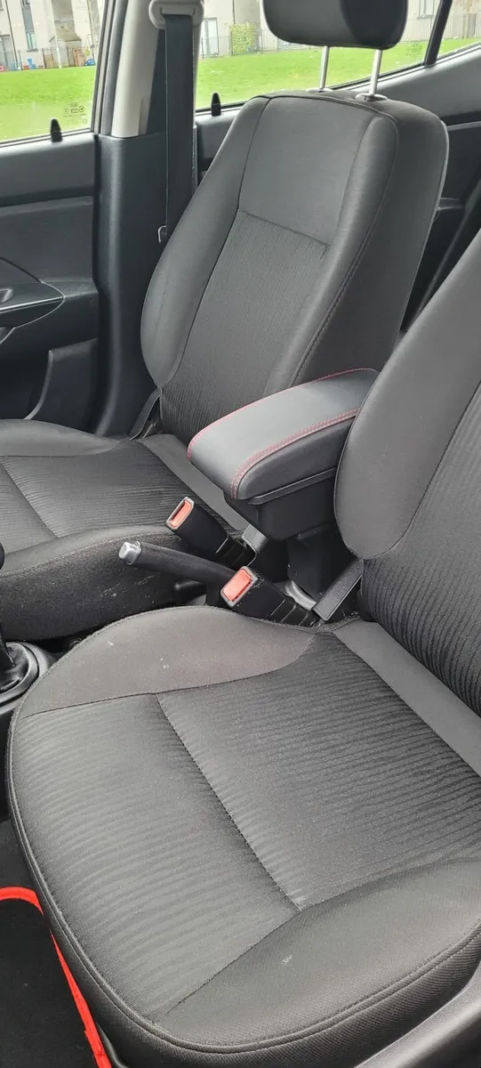 Kia Picanto 2011 - Image 1