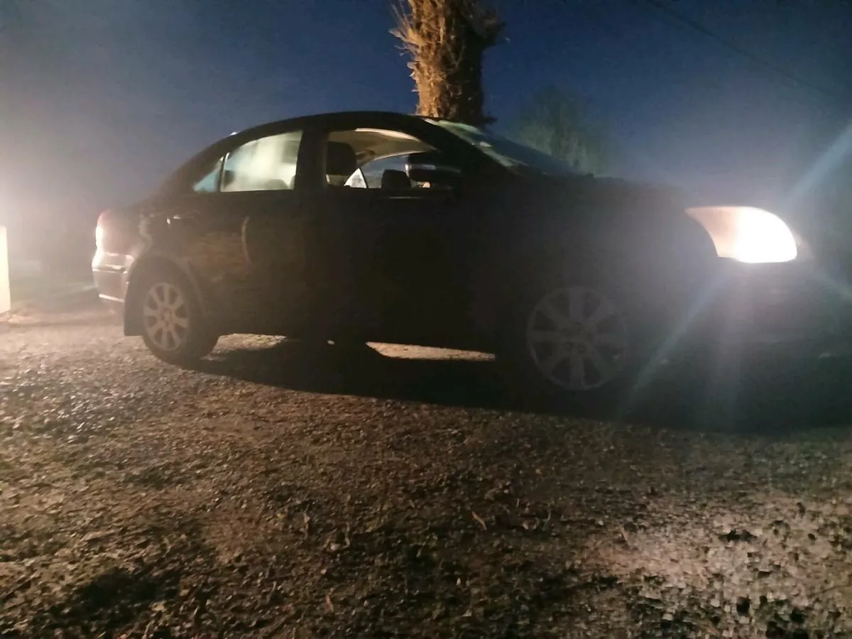 Toyota avensis 09 - Image 3