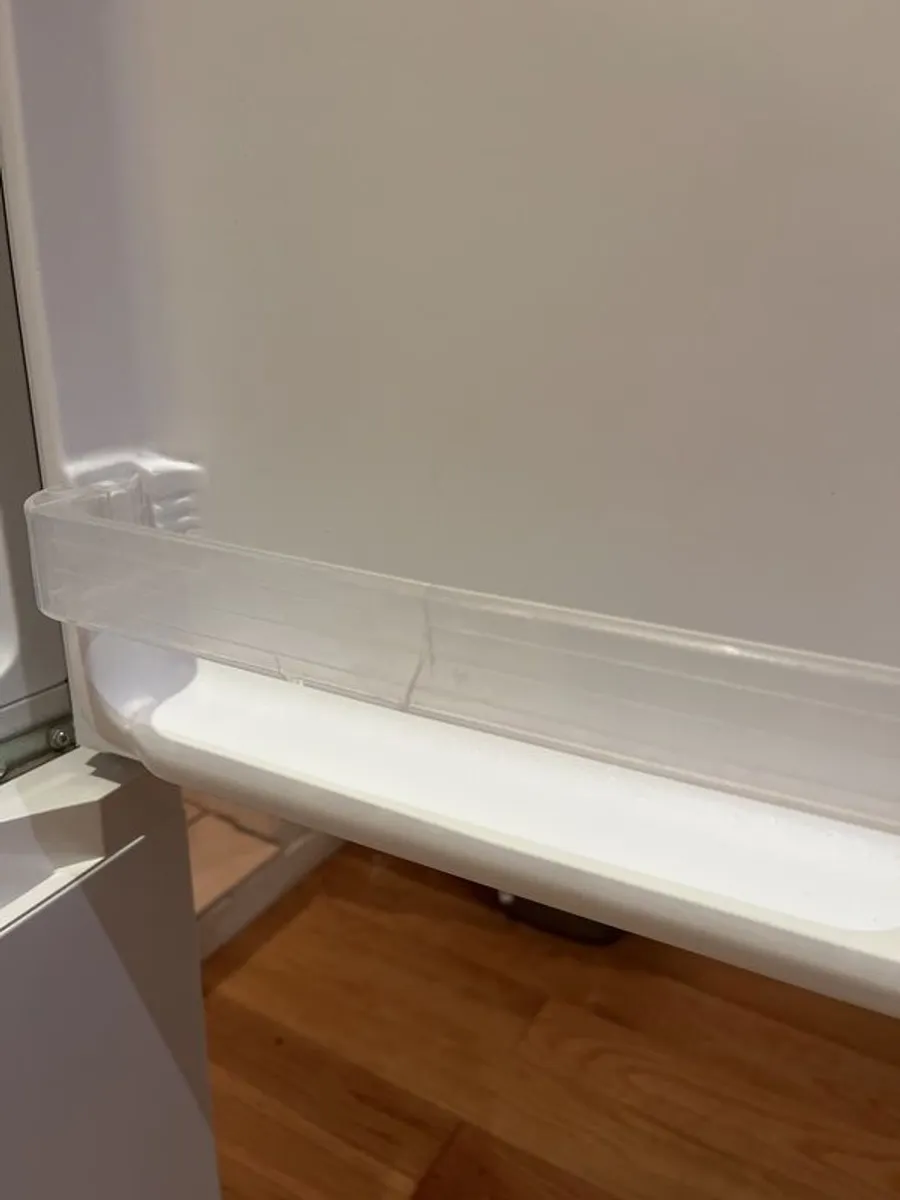 Slim Fridge Freezer - Image 4
