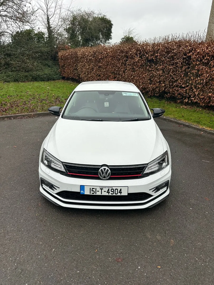 Volkswagen Jetta 2015 2.0L, DSG GT - Image 3