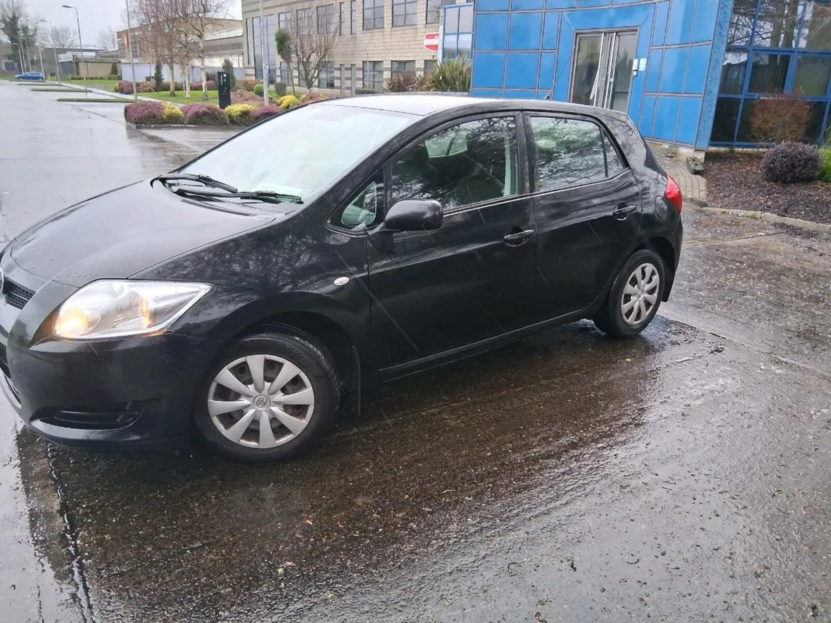 2008 Toyota Auris 1.4 Petrol long tax nct E 2200 - Image 3