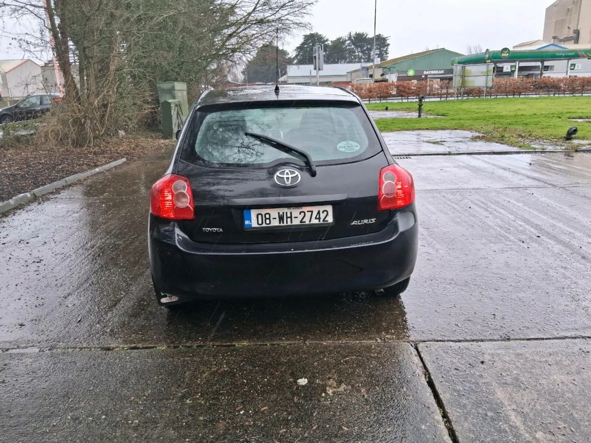 2008 Toyota Auris 1.4 Petrol long tax nct E 2200 - Image 4