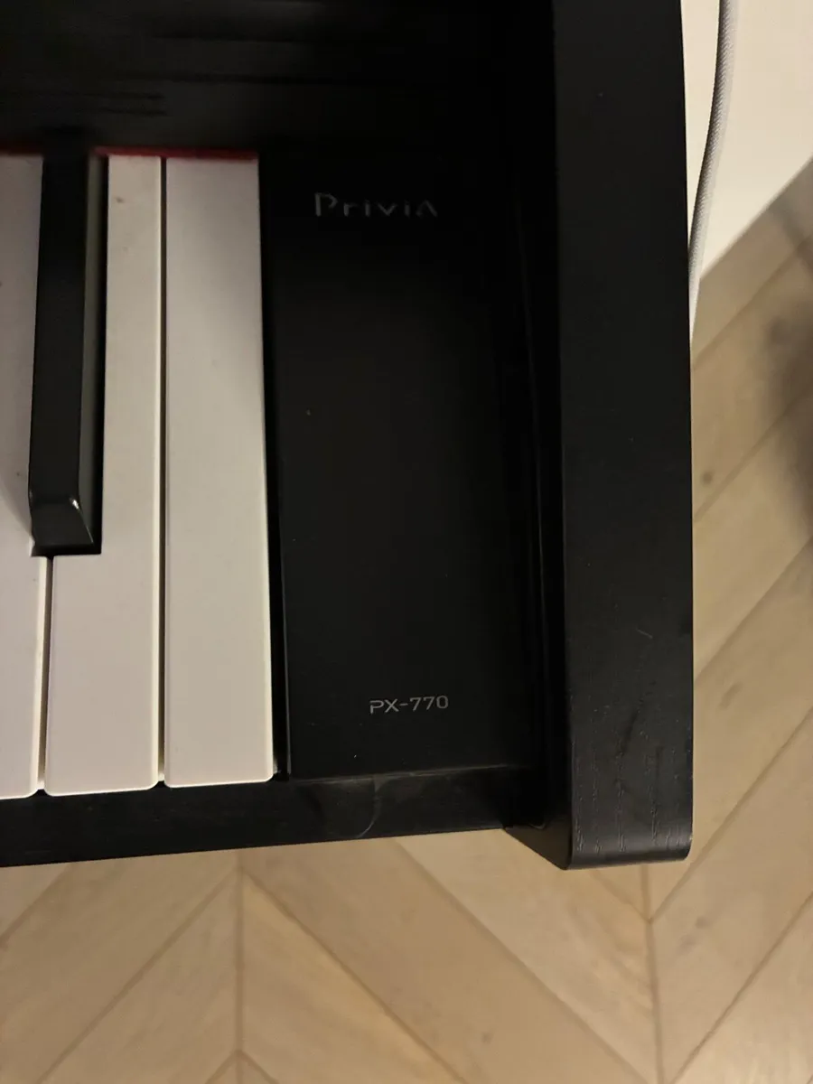 Electric piano - Image 1
