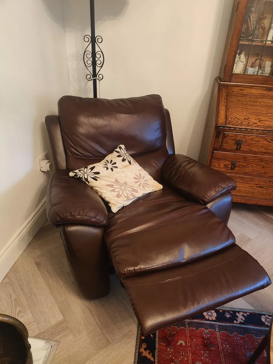 3 piece leather suite - Image 2