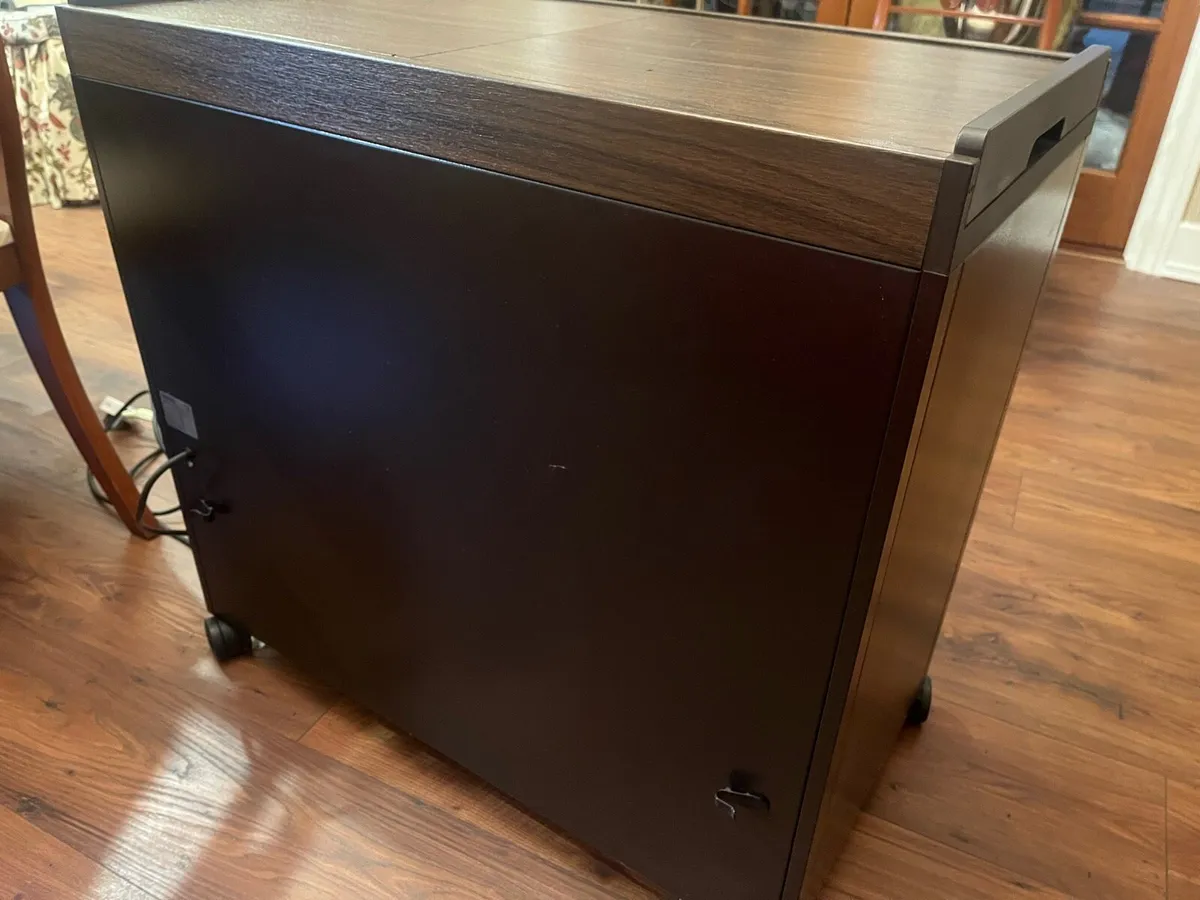 Electric hostess trolley - Image 4