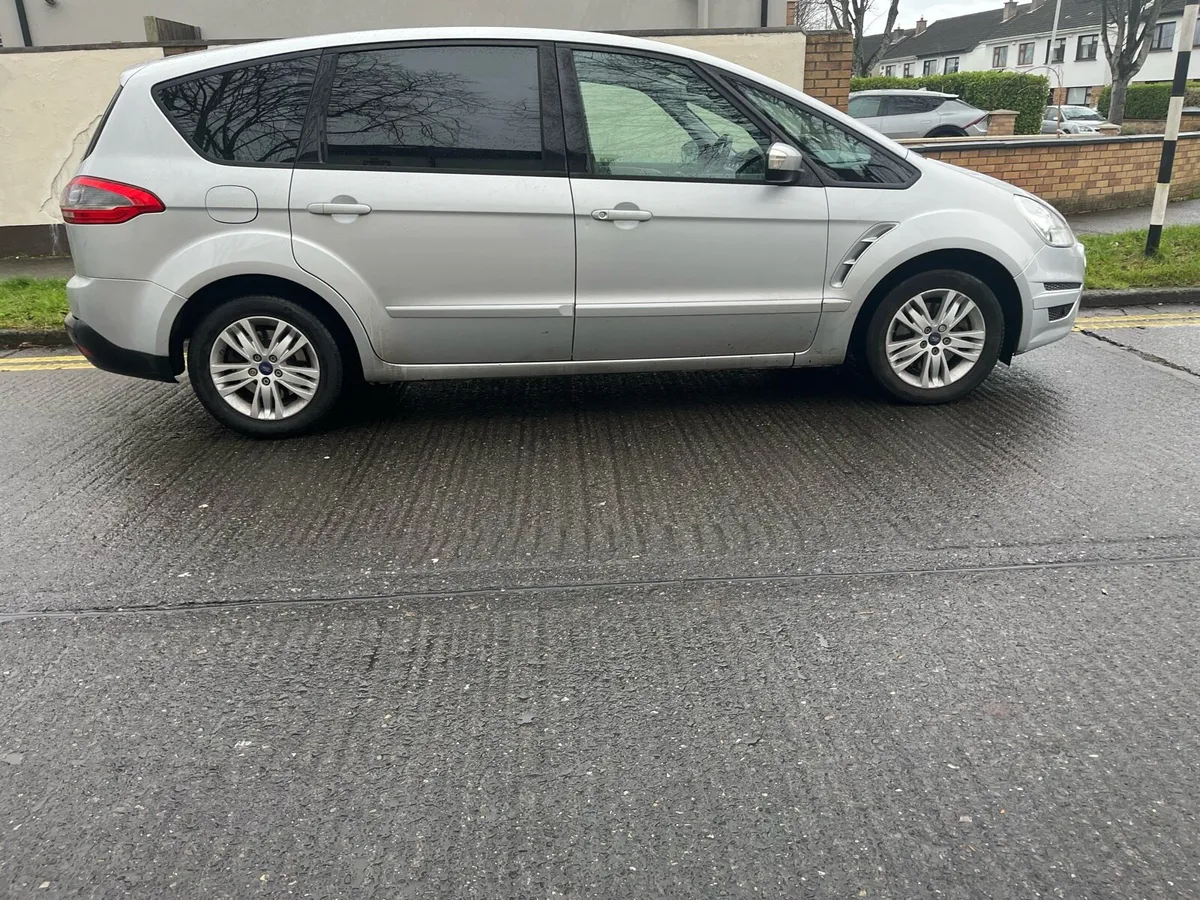 2014 Ford S-Max - Image 1