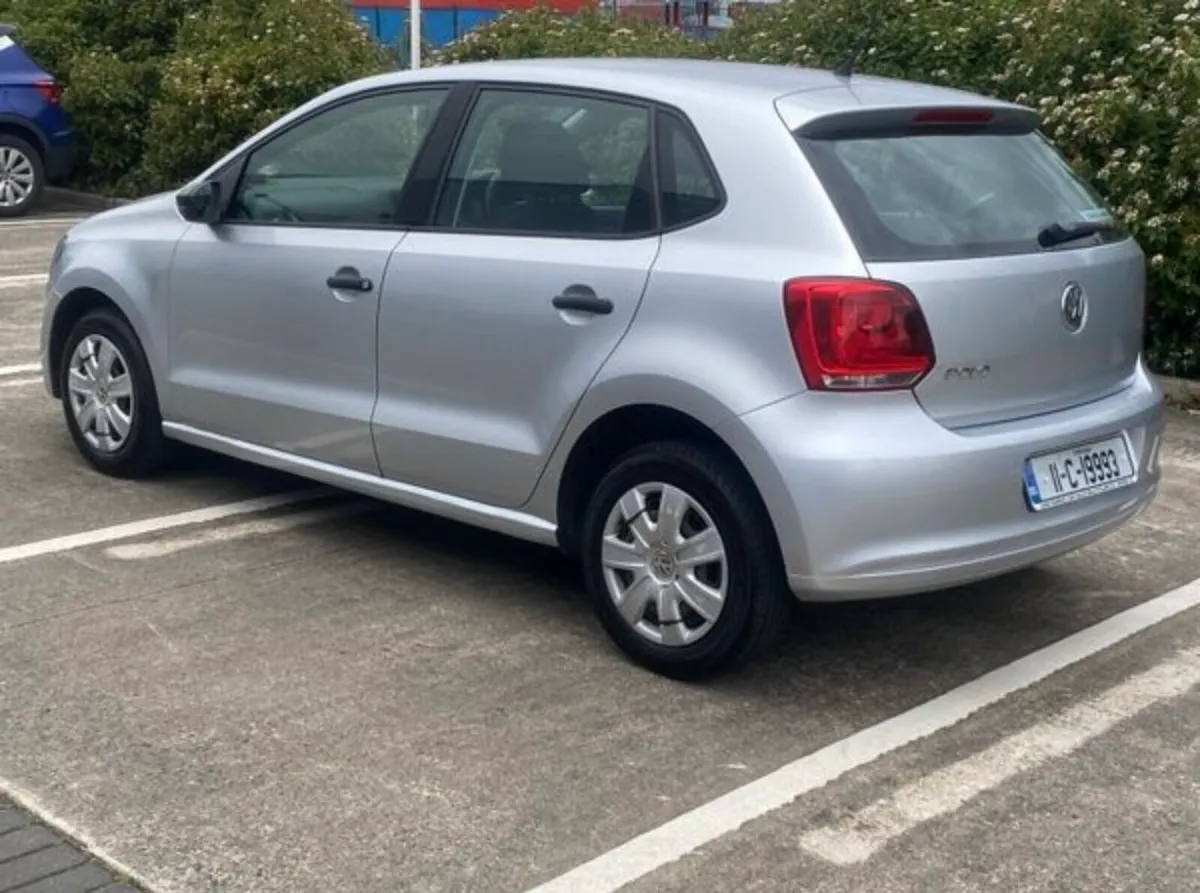 2011 Volkswagen Polo - Image 1