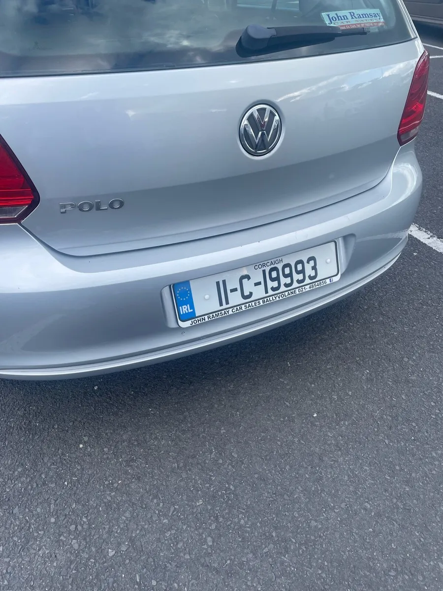 2011 Volkswagen Polo - Image 3