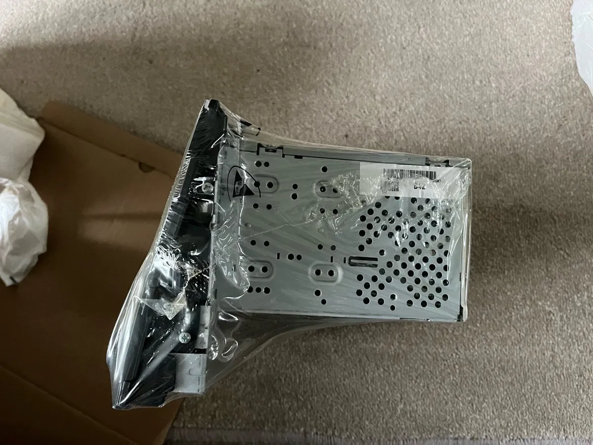 MK3 HYUNDAI SANTA FE RADIO / CD / Bluetooth - Image 4