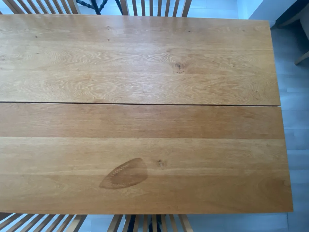 Table and 4 dining chairs - Image 4