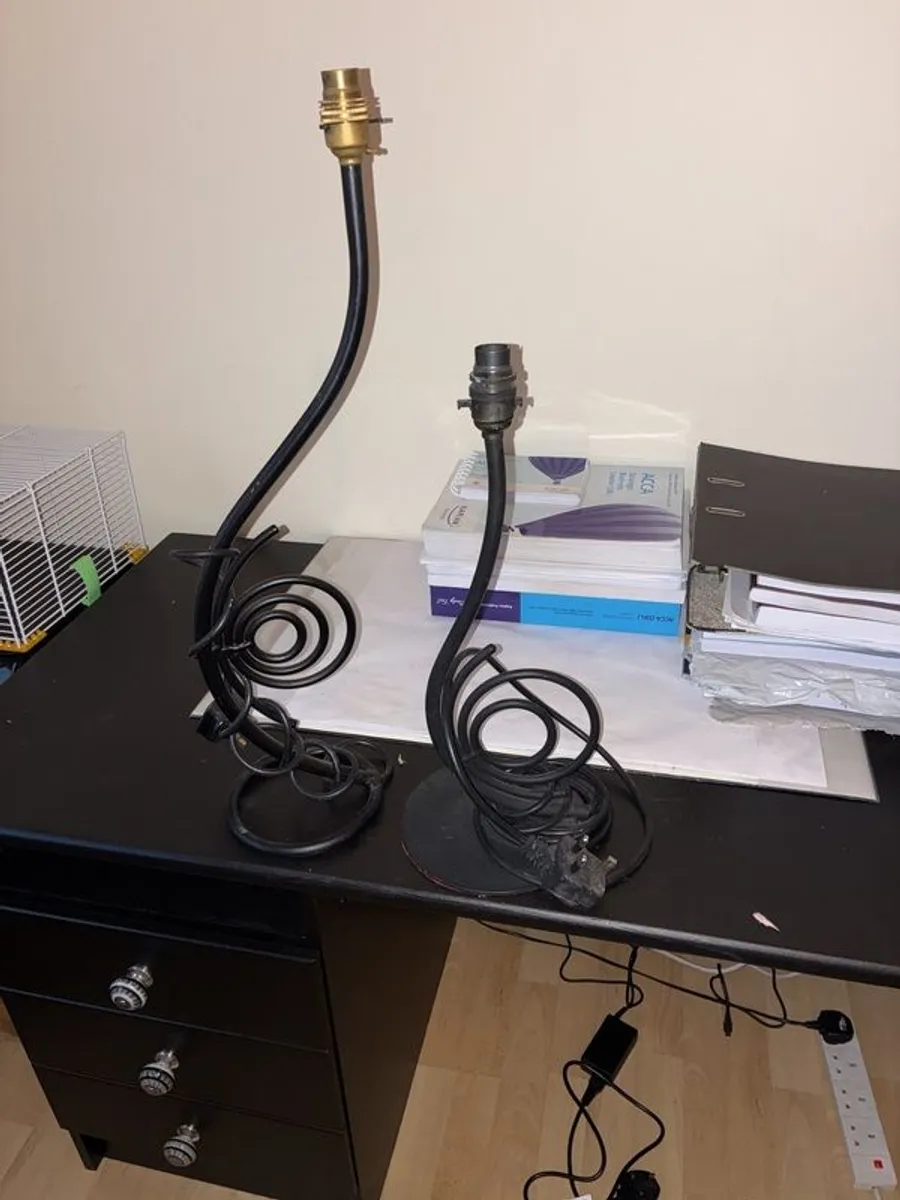 Spiral black iron table lamps