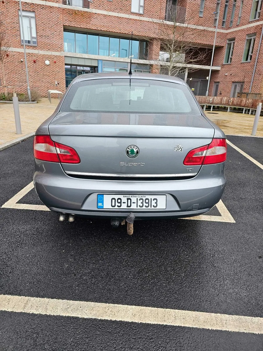 Skoda Superb 2009 - Image 4