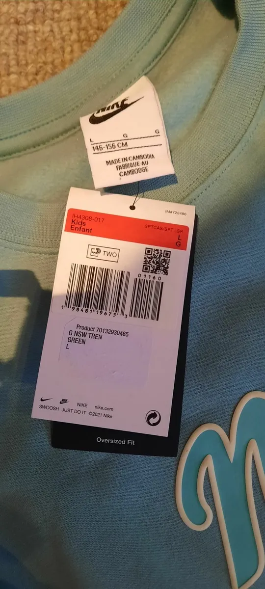 Nike jumper- new with tags - Image 1