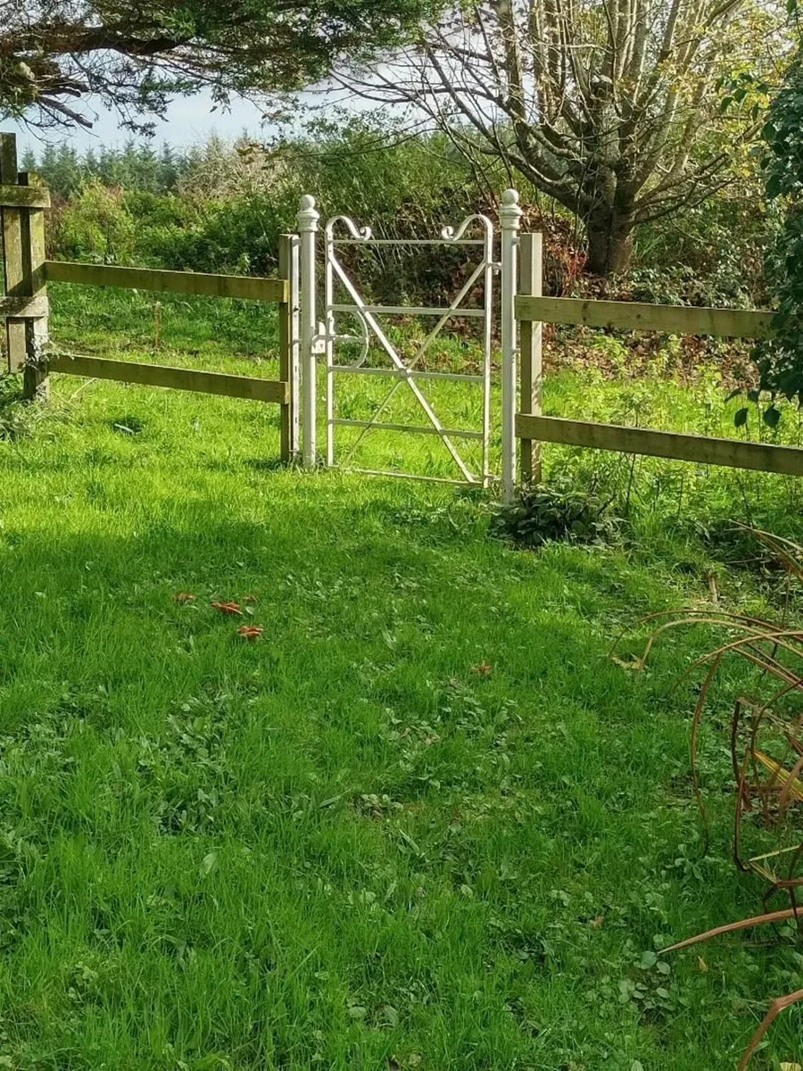 ESTATE GATE     Classic Estate pedestrian  Gate - Image 4