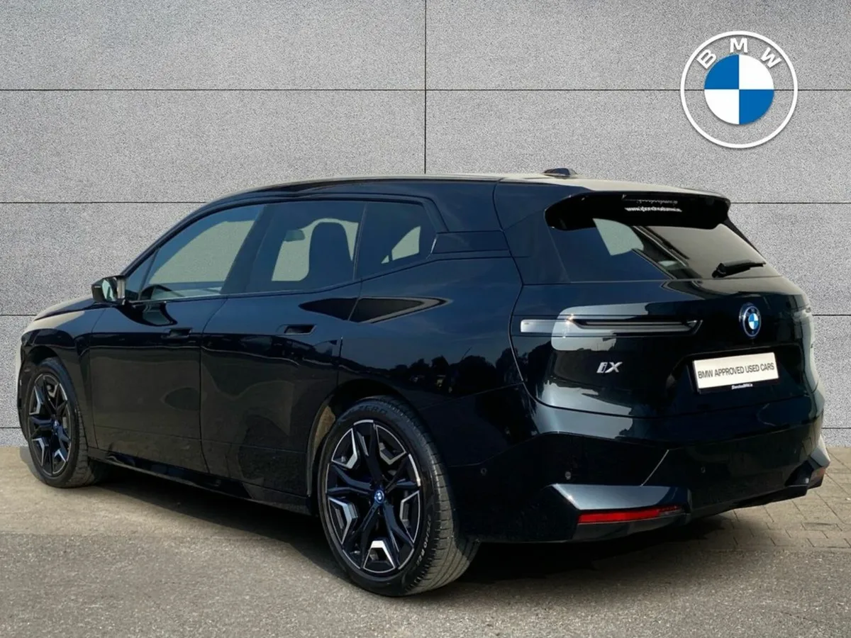 BMW iX xDrive40 M Sport - Image 3