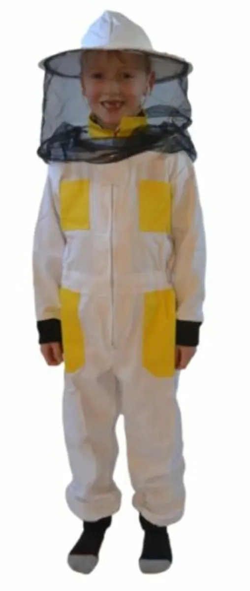 Beekeeping Suit for Child (8-9 yr old) - Image 1