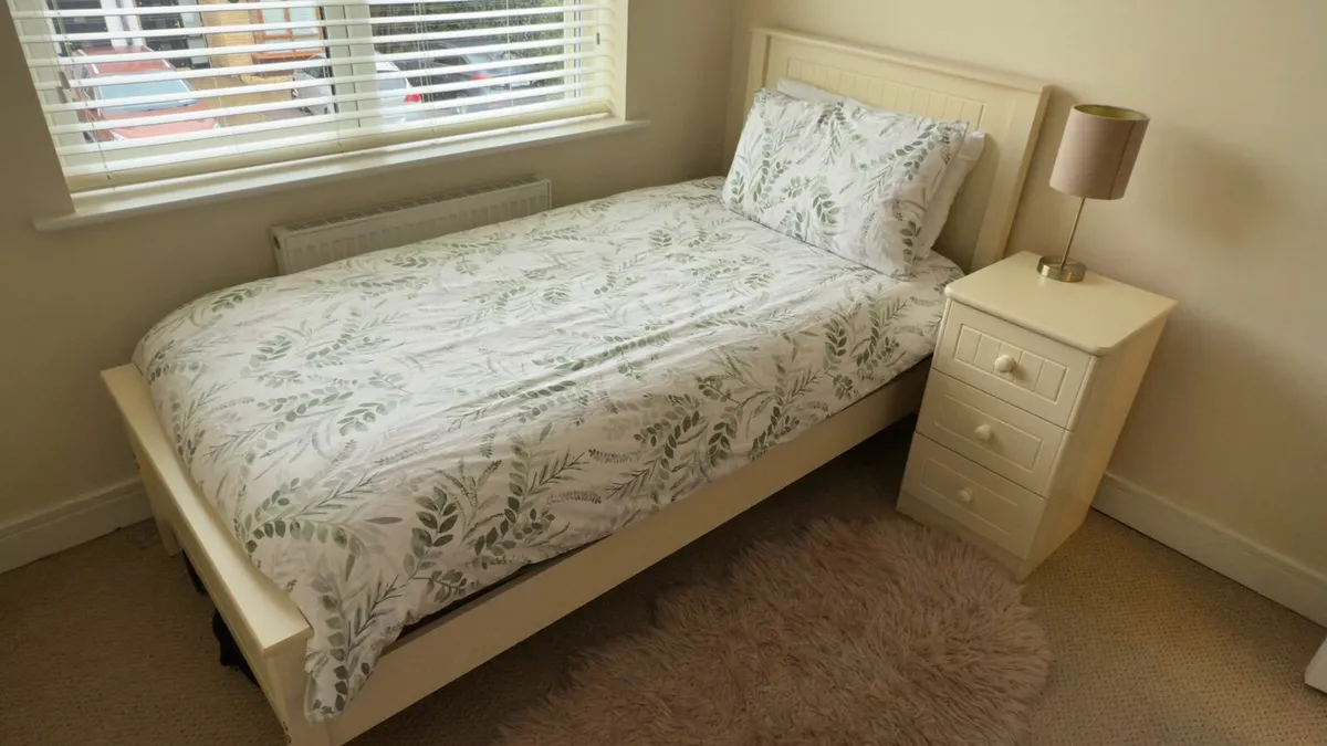 Single Bed - Image 1