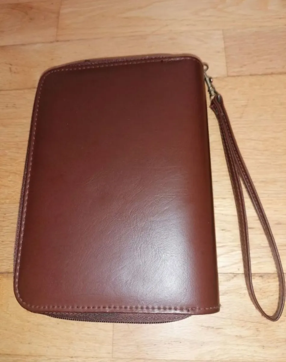 Retro Wrist Bag Pocket Organiser - Image 2