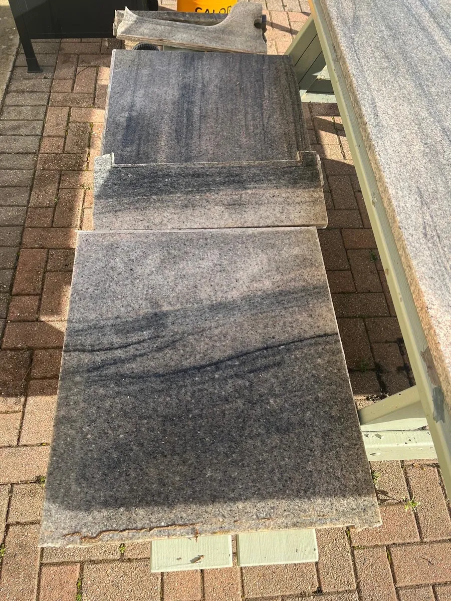 Granite worktop - Image 3