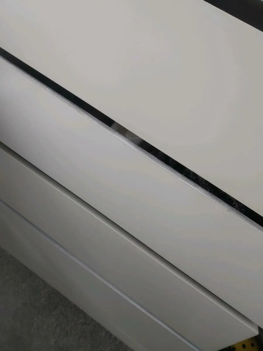 Chest of drawers - Image 3