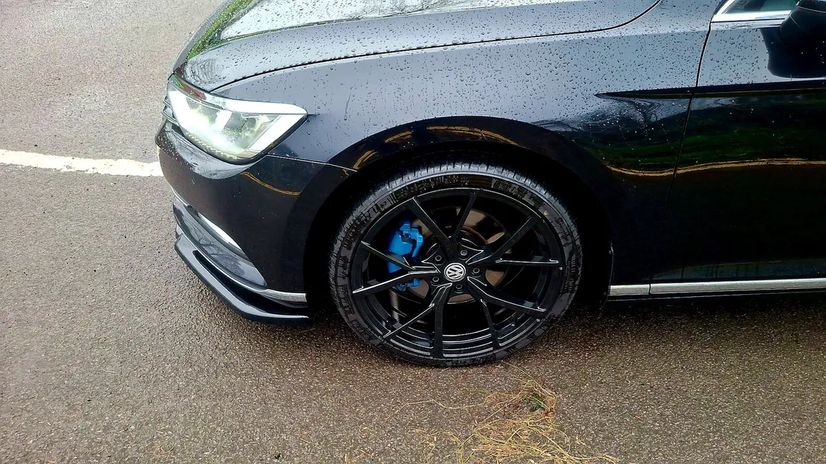 VW PASSAT 2.0 TDI DSG AUTOMATIC - Image 4