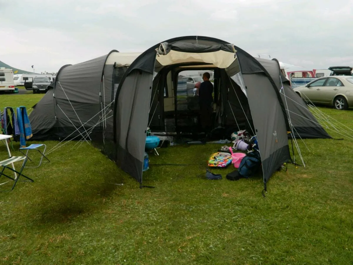 Royal Atlantic 8 Tent - Image 2