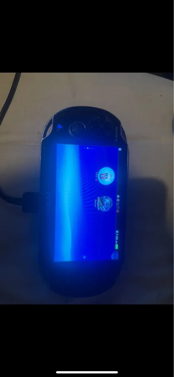ps vita - Image 2