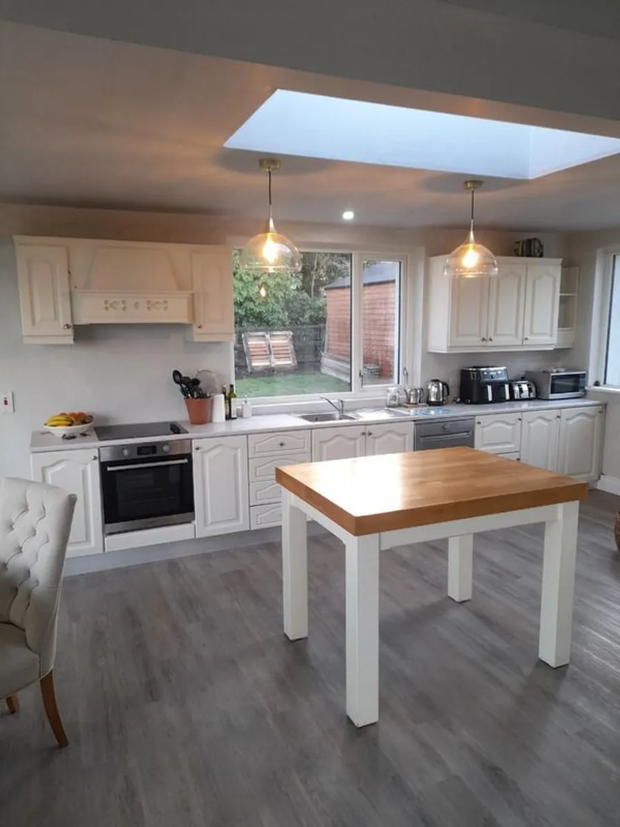 Second hand kitchen Island for sale. - Image 1