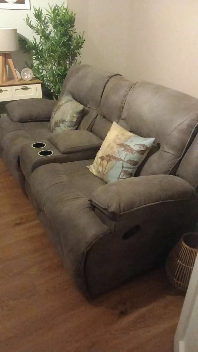 2 matching Harvey Norman recliners and occasional - Image 3