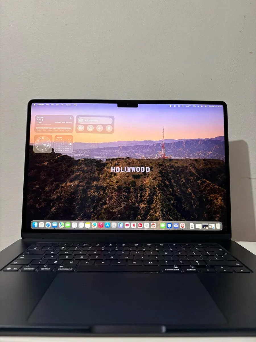 MacBook Air M4 15inch Midnight Blue - Image 1