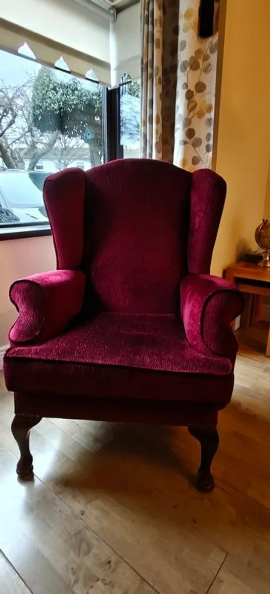 Queen Anne Chair - Image 1