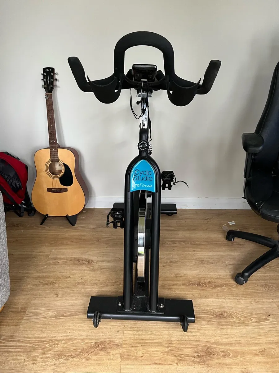 Spin bike - Image 4