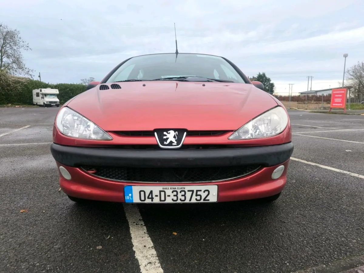 Automatic small car - Image 1