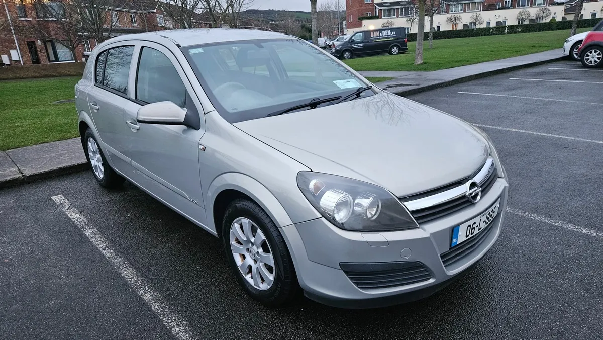 Opel Astra 2006 - Image 1