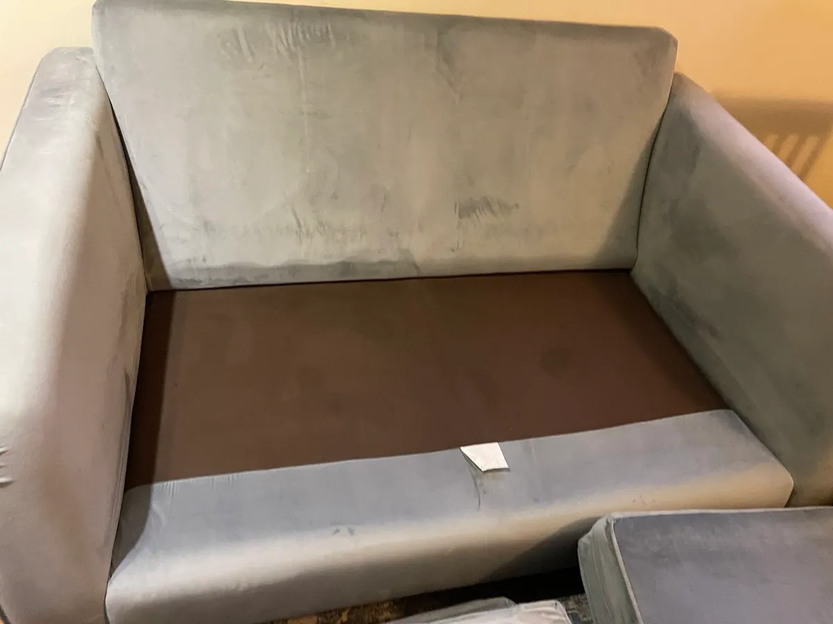 2 Seater Sofa - Image 3