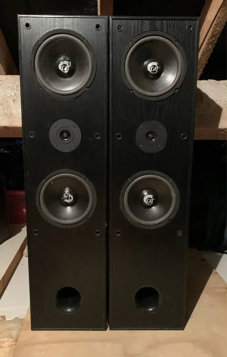 Cat LEB 401 Floor Standing Speakers - Image 1