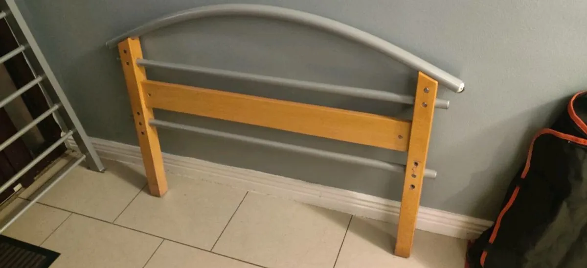 Bed frame and mattress - Image 3