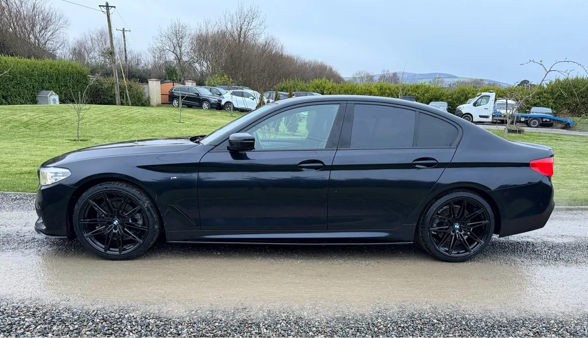 Bmw 5 Series - Image 3