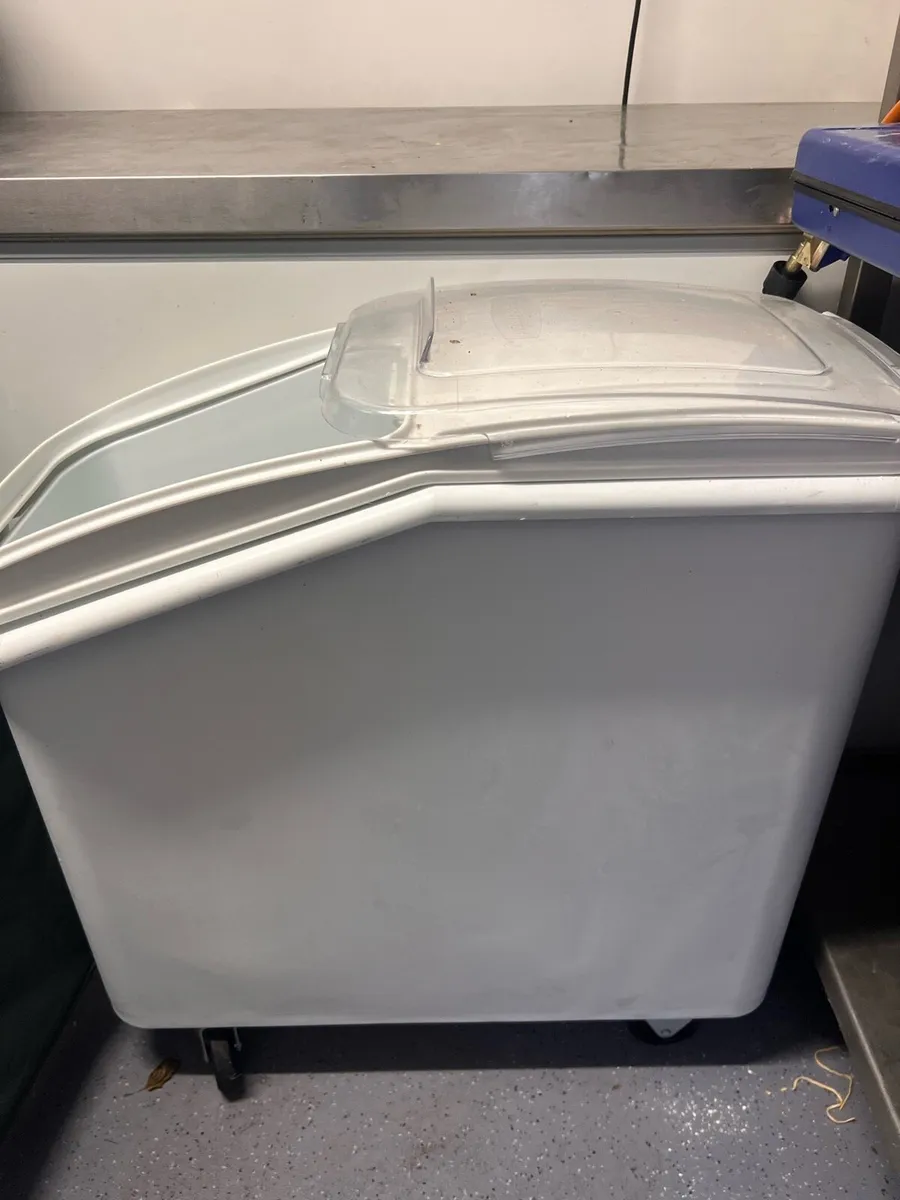 Rubbermaid ingredient bins - Image 2