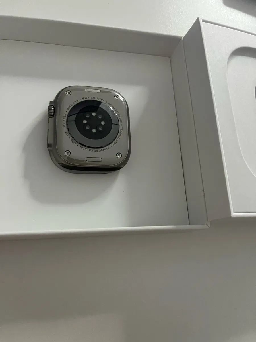 Apple Watch Ultra 2 - Image 4
