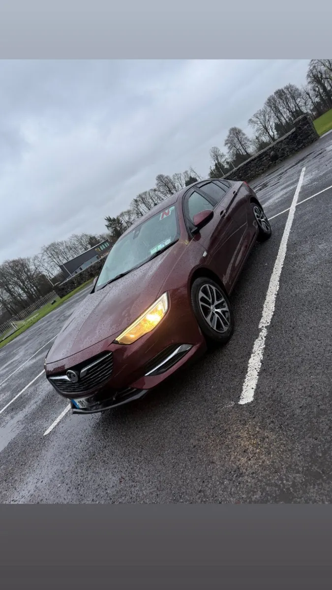 Vauxhall Insignia 2018 - Image 1