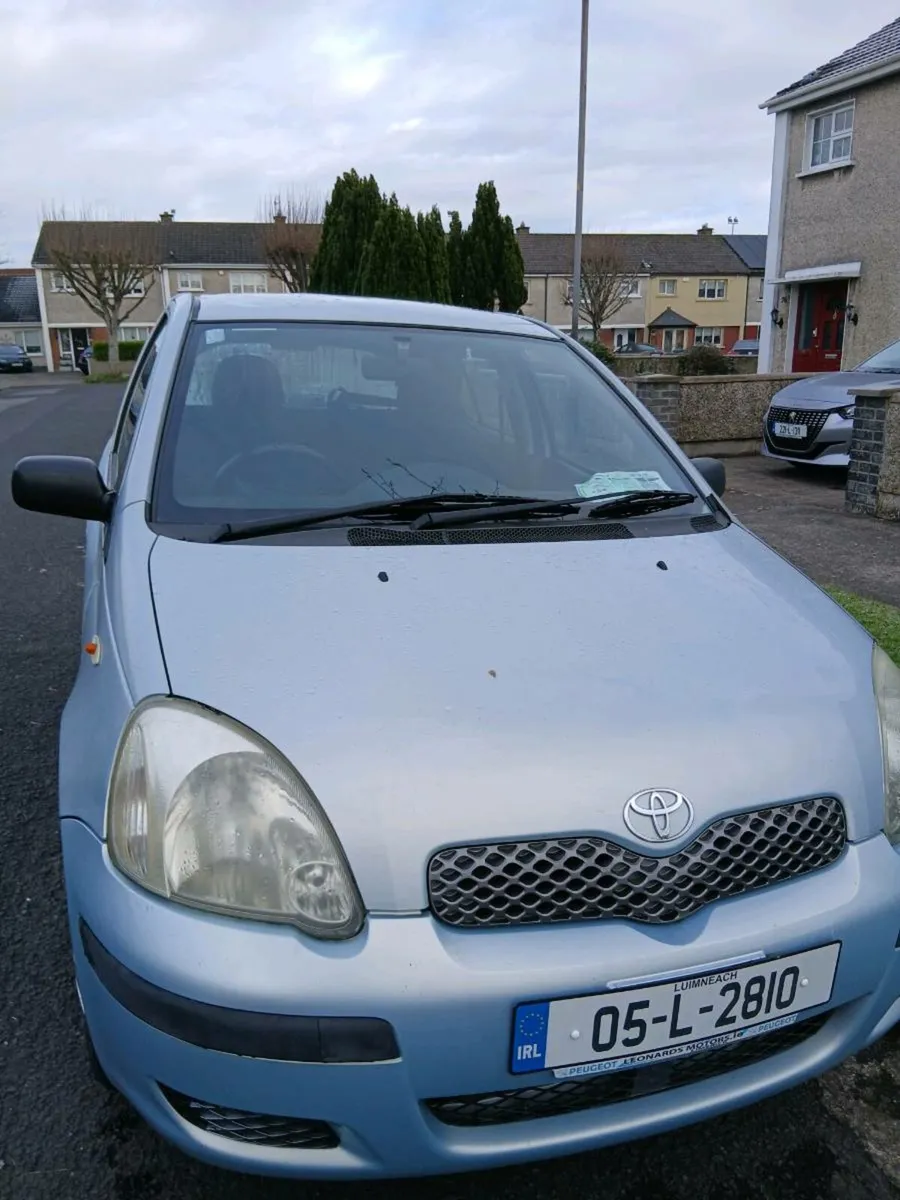 Toyota Yaris 2005 - Image 1