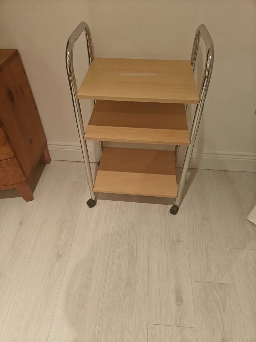 Office desk and 3 tier trolley - Image 2