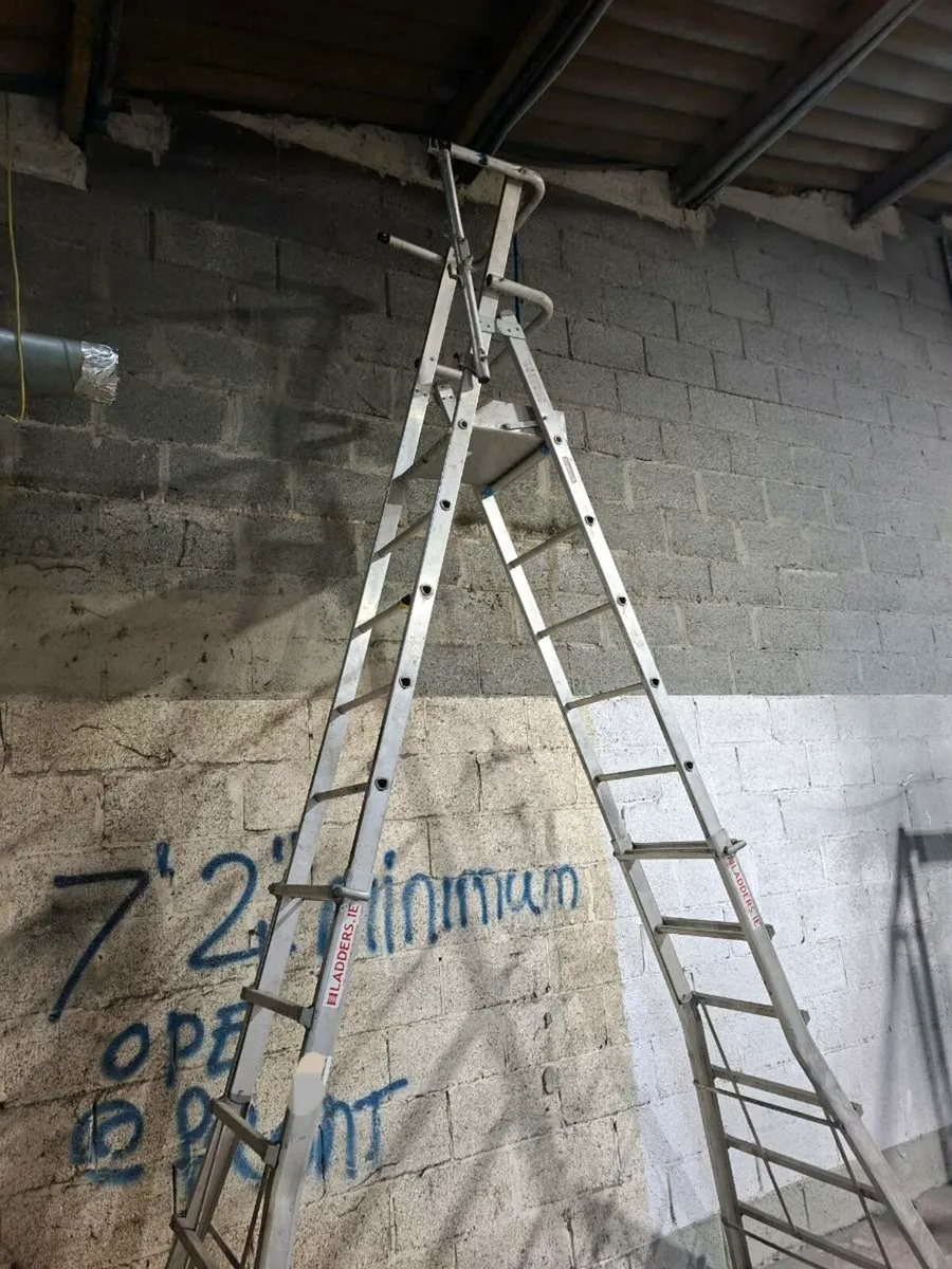 podium ladder x2 - Image 2