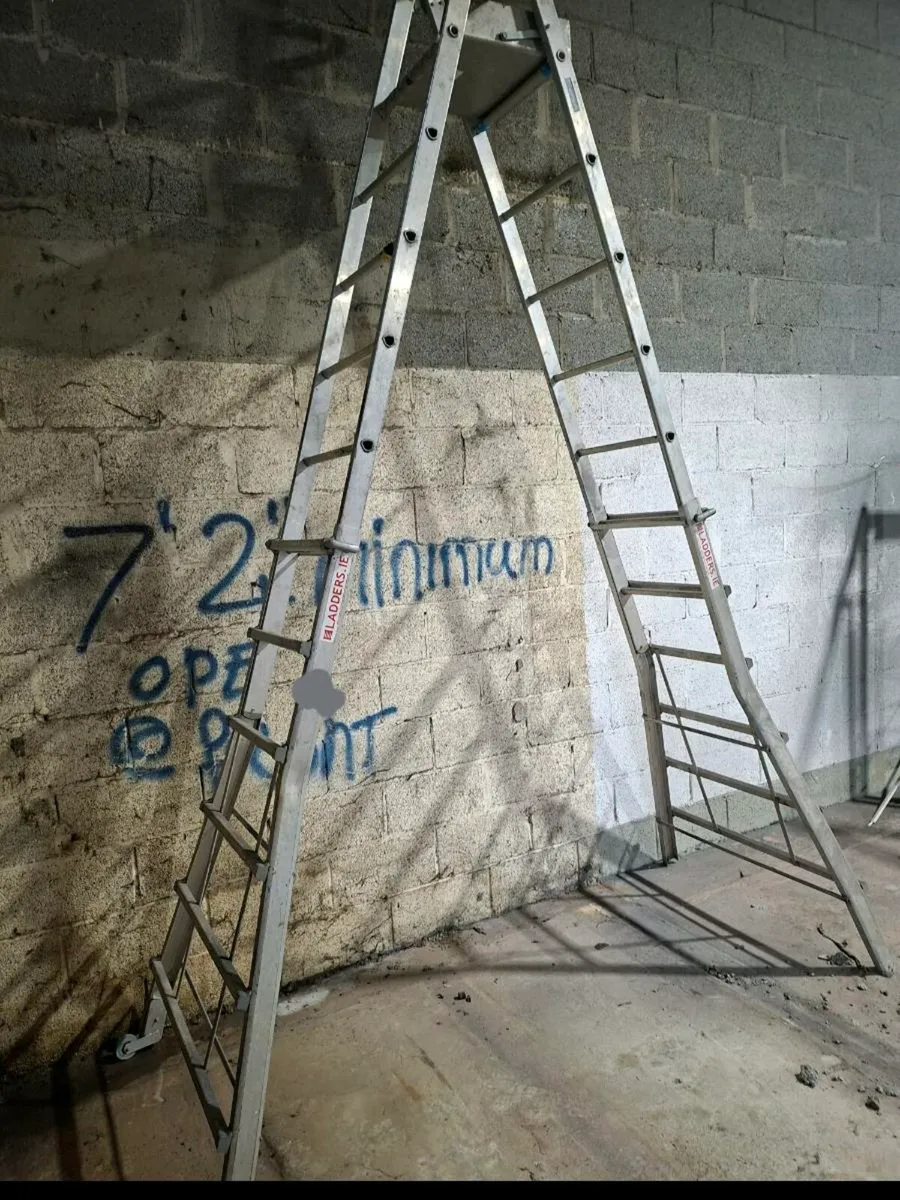 podium ladder x2 - Image 3