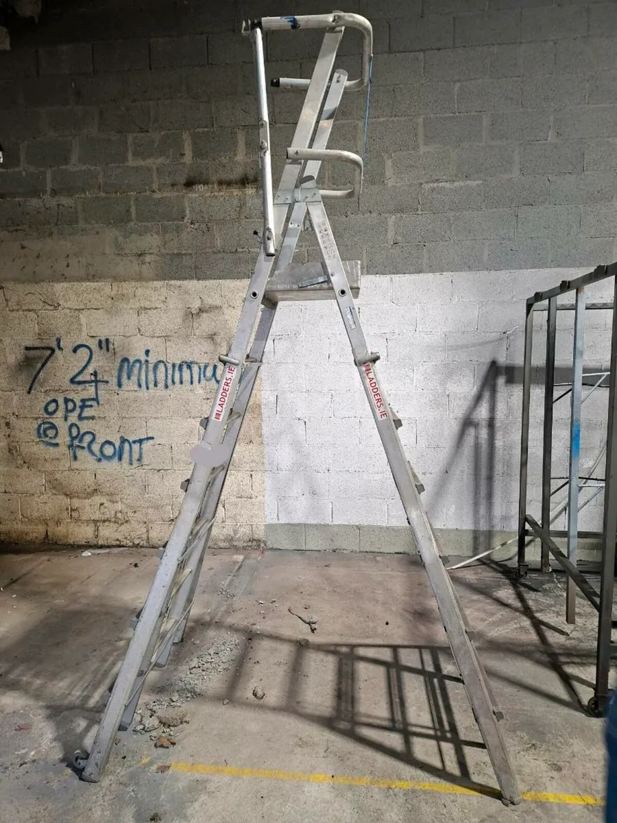 podium ladder x2 - Image 4