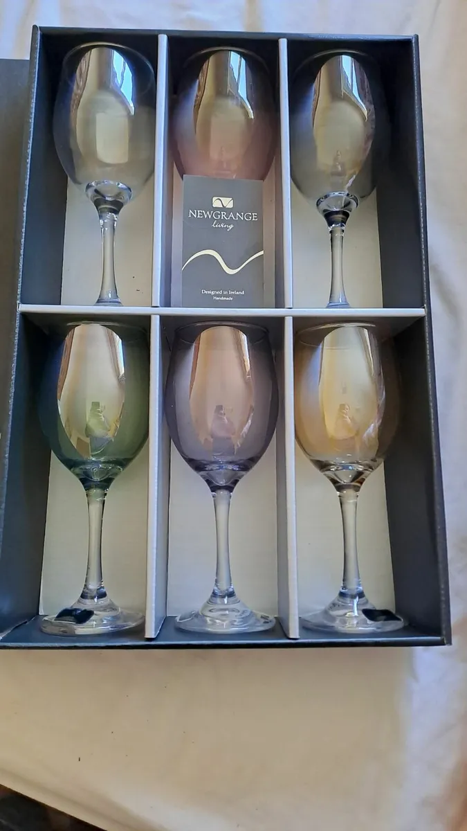 Newgrange & Galway Crystal Wine Glasses - Image 1